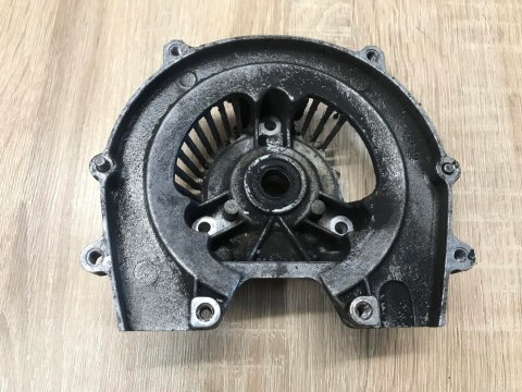 KAWASAKI TG 33 KARTER OBUDOWA SILNIKA POŁÓWKA KAWASAKI TG 33 KARTER OBUDOWA SILNIKA POŁÓWKA