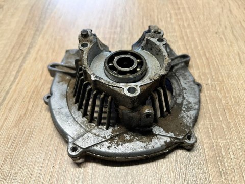 KAWASAKI TG 33 KARTER OBUDOWA SILNIKA POŁÓWKA KAWASAKI TG 33 KARTER OBUDOWA SILNIKA POŁÓWKA