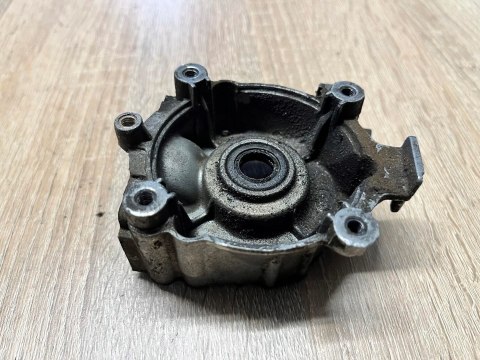 KAWASAKI TG 33 KARTER OBUDOWA SILNIKA POŁÓWKA KAWASAKI TG 33 KARTER OBUDOWA SILNIKA POŁÓWKA