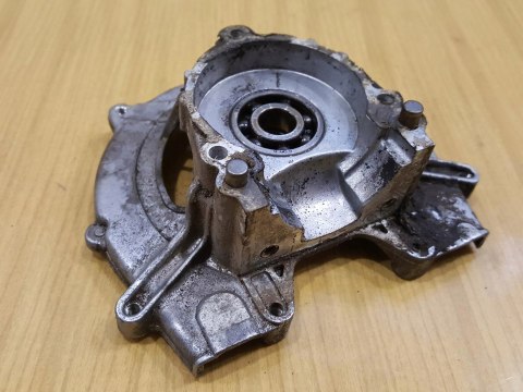 KAWASAKI TG 33 KARTER OBUDOWA SILNIKA POŁÓWKA KAWASAKI TG 33 KARTER OBUDOWA SILNIKA POŁÓWKA