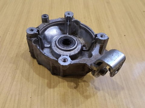 KAWASAKI TG 33 KARTER OBUDOWA SILNIKA POŁÓWKA KAWASAKI TG 33 KARTER OBUDOWA SILNIKA POŁÓWKA