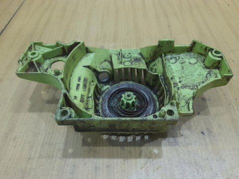 POULAN 2150 SZARPAK STARTER ROZRUSZNIK OBUDOWA POULAN 2150 SZARPAK STARTER ROZRUSZNIK OBUDOWA