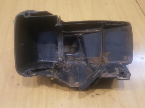 POULAN 2550 OBUDOWA OSŁONA POKRYWA KORPUS POULAN 2550 OBUDOWA OSŁONA POKRYWA KORPUS