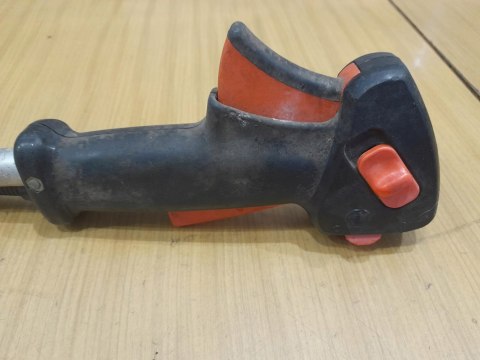 ECHO SRM-250SI RĄCZKA GAZU RĘKOJEŚĆ UCHWYT ECHO SRM-250SI RĄCZKA GAZU RĘKOJEŚĆ UCHWYT