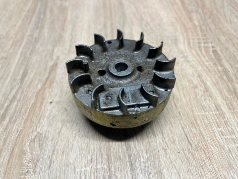 KAWASAKI TG 18 MAGNETO KOŁO MAGNESOWE KAWASAKI TG 18 MAGNETO KOŁO MAGNESOWE