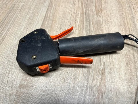 ECHO SRM-2305SI RĄCZKA GAZU MANETKA RĘKOJEŚĆ ECHO SRM-2305SI RĄCZKA GAZU MANETKA RĘKOJEŚĆ