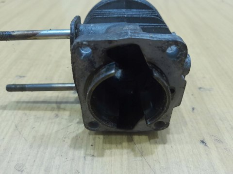 KAWASAKI TF22 CYLINDER TŁOK ORYGINAŁ KOMPLET KAWASAKI TF22 CYLINDER TŁOK ORYGINAŁ KOMPLET