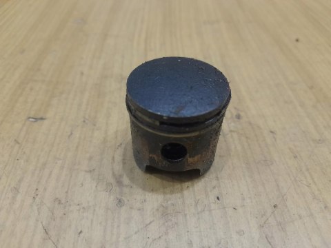 KAWASAKI TF22 CYLINDER TŁOK ORYGINAŁ KOMPLET KAWASAKI TF22 CYLINDER TŁOK ORYGINAŁ KOMPLET