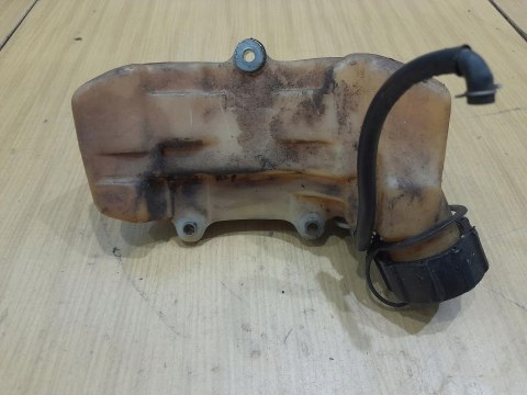 KAWASAKI TF22 ZBIORNIK PALIWA BAK KAWASAKI TF22 ZBIORNIK PALIWA BAK