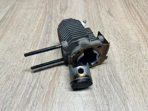 KAWASAKI TG 18 CYLINDER TŁOK ORYGINAŁ KOMPLET KAWASAKI TG 18 CYLINDER TŁOK ORYGINAŁ KOMPLET