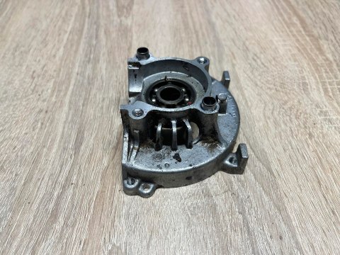 KAWASAKI TG 18 KARTER OBUDOWA SILNIKA KORPUS KAWASAKI TG 18 KARTER OBUDOWA SILNIKA KORPUS