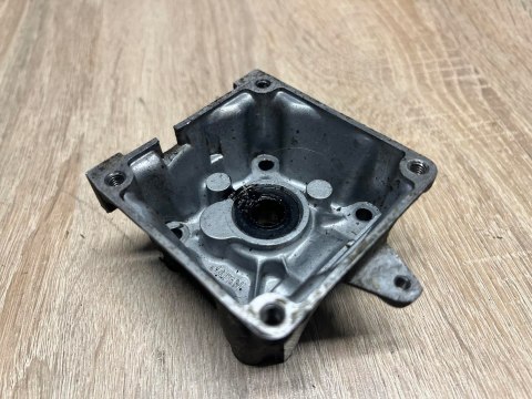 KAWASAKI TG 18 KARTER OBUDOWA SILNIKA KORPUS KAWASAKI TG 18 KARTER OBUDOWA SILNIKA KORPUS