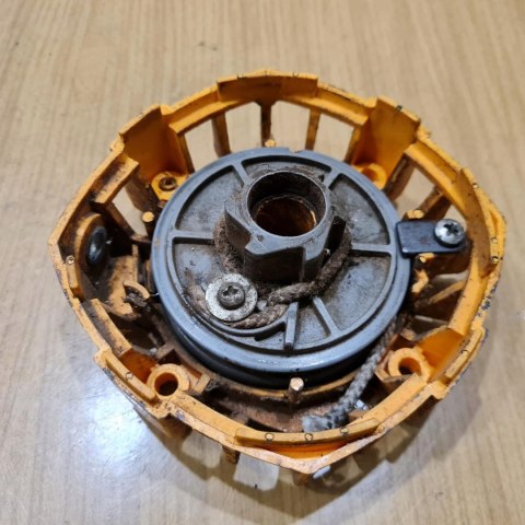 PARTNER T300 SZARPAK STARTER OBUDOWA OSŁONA PARTNER T300 SZARPAK STARTER OBUDOWA OSŁONA