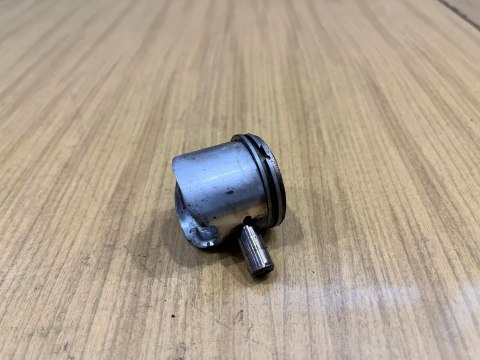 STIHL FS 80 CYLINDER TŁOK KOMPLET STIHL FS 80 CYLINDER TŁOK KOMPLET