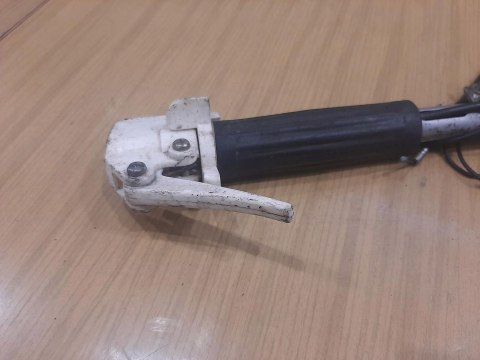 ECHO SRM 310 RĄCZKA GAZU RĘKOJEŚĆ UCHWYT MOCOWANIE ECHO SRM 310 RĄCZKA GAZU RĘKOJEŚĆ UCHWYT MOCOWANIE