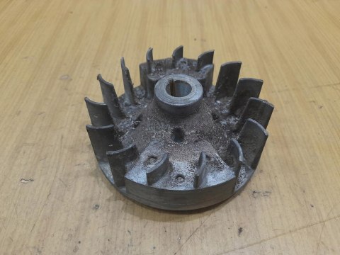 KAWASAKI TD 40 MAGNETO KOŁO MAGNESOWE KAWASAKI TD 40 MAGNETO KOŁO MAGNESOWE