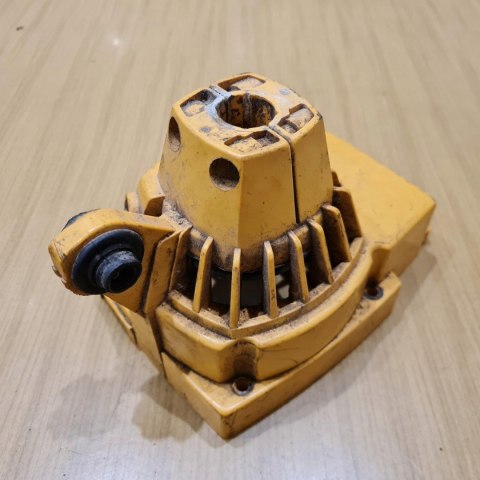 PARTNER T221 OSŁONA OBUDOWA SZARPAK STARTER KORPUS PARTNER T221 OSŁONA OBUDOWA SZARPAK STARTER KORPUS