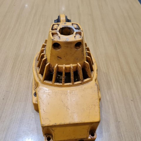 PARTNER T221 OSŁONA OBUDOWA SZARPAK STARTER KORPUS PARTNER T221 OSŁONA OBUDOWA SZARPAK STARTER KORPUS