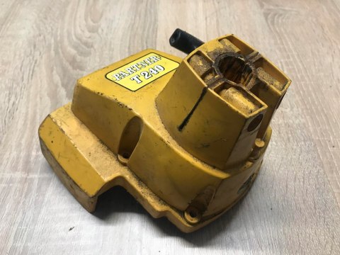 PARTNER T240 OSŁONA OBUDOWA SZARPAK STARTER PARTNER T240 OSŁONA OBUDOWA SZARPAK STARTER