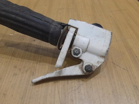 ECHO SRM 302 BDX RĄCZKA GAZU RĘKOJEŚĆ UCHWYT ECHO SRM 302 BDX RĄCZKA GAZU RĘKOJEŚĆ UCHWYT