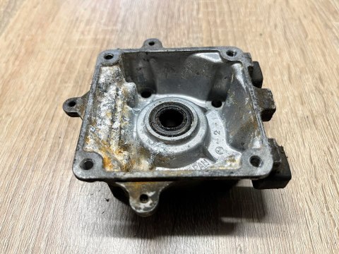 KAWASAKI TD 33 KARTER OBUDOWA SILNIKA KORPUS KAWASAKI TD 33 KARTER OBUDOWA SILNIKA KORPUS