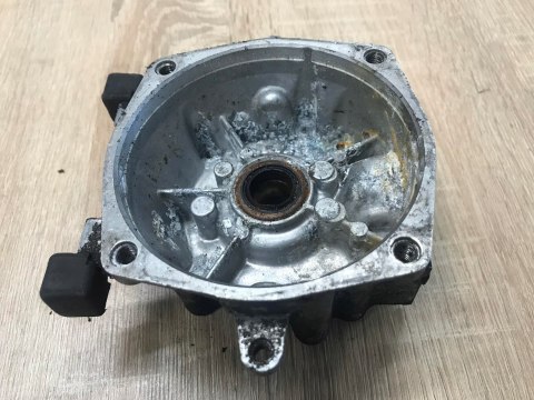 KAWASAKI TD 40 KARTER OBUDOWA SILNIKA KORPUS KAWASAKI TD 40 KARTER OBUDOWA SILNIKA KORPUS
