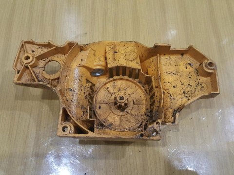 PARTNER 351 SZARPAK STARTER ROZRUSZNIK OBUDOWA PARTNER 351 SZARPAK STARTER ROZRUSZNIK OBUDOWA