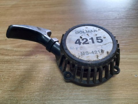 DOLMAR MS-4215 SZARPAK STARTER ROZRUSZNIK OBUDOWA DOLMAR MS-4215 SZARPAK STARTER ROZRUSZNIK OBUDOWA