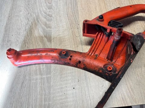 DOLMAR PS-34 RĄCZKA GAZU RĘKOJEŚĆ UCHWYT DOLMAR PS-34 RĄCZKA GAZU RĘKOJEŚĆ UCHWYT