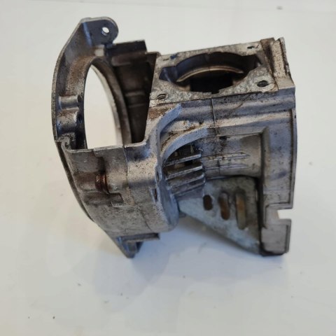 KAAZ T140 KARTER OBUDOWA SILNIKA KORPUS KAAZ T140 KARTER OBUDOWA SILNIKA KORPUS
