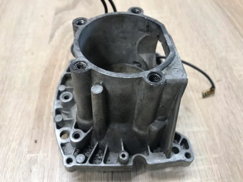 PARTNER 32 GBI BLOWER KARTER OBUDOWA SILNIKA PARTNER 32 GBI BLOWER KARTER OBUDOWA SILNIKA