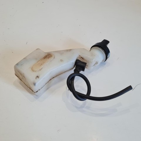 DOLMAR ES-40A ZBIORNIK ZBIORNICZEK OLEJU DOLMAR ES-40A ZBIORNIK ZBIORNICZEK OLEJU