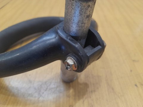 DOLMAR LT-250 RĄCZKA RĘKOJEŚĆ KABŁĄK UCHWYT DOLMAR LT-250 RĄCZKA RĘKOJEŚĆ KABŁĄK UCHWYT