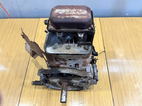 JONSERED ICT 15 BRIGGS SILNIK KOMPLETNY 11,0HP JONSERED ICT 15 BRIGGS SILNIK KOMPLETNY 11,0HP
