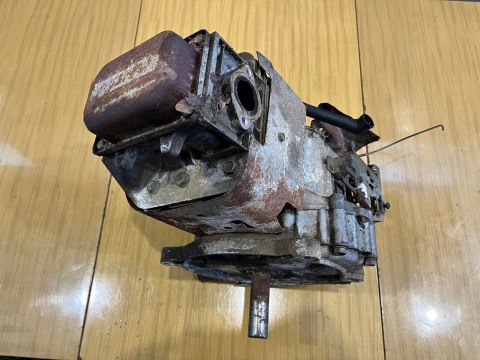 JONSERED ICT 15 BRIGGS SILNIK KOMPLETNY 11,0HP JONSERED ICT 15 BRIGGS SILNIK KOMPLETNY 11,0HP