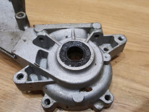 OPP SPS1E39F KARTER OBUDOWA SILNIKA BLOK POŁÓWKA OPP SPS1E39F KARTER OBUDOWA SILNIKA BLOK POŁÓWKA