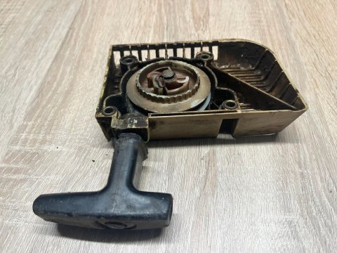 STIHL FS 180 SZARPAK STARTER ROZRUSZNIK OBUDOWA STIHL FS 180 SZARPAK STARTER ROZRUSZNIK OBUDOWA
