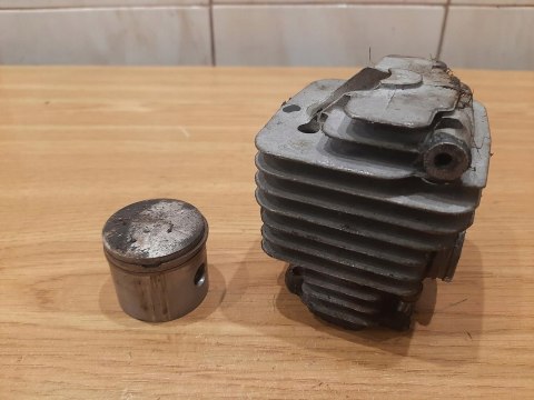 STIHL FS 200 AV CYLINDER TŁOK KOMPLET STIHL FS 200 AV CYLINDER TŁOK KOMPLET