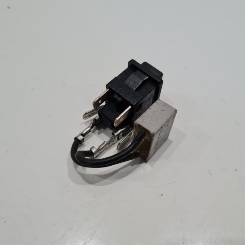STIHL FE 55 WŁĄCZNIK WYŁĄCZNIK PRZYCISK STIHL FE 55 WŁĄCZNIK WYŁĄCZNIK PRZYCISK