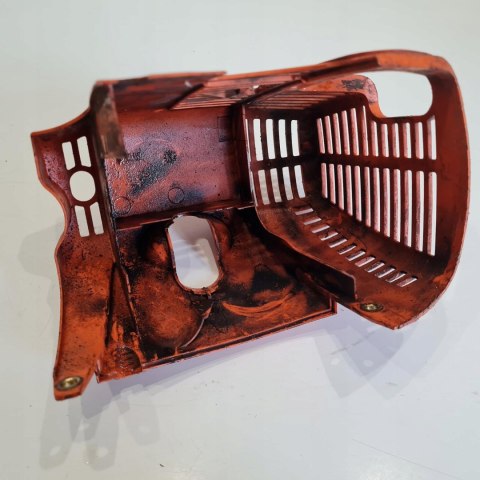 STIHL FS 100 OSŁONA OBUDOWA POKRYWA KORPUS STIHL FS 100 OSŁONA OBUDOWA POKRYWA KORPUS