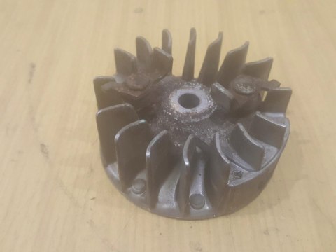 D33 30CC MAGNETO KOŁO MAGNESOWE D33 30CC MAGNETO KOŁO MAGNESOWE