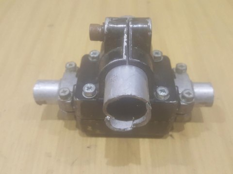 D33 30CC MOCOWANIE UCHWYT OBEJMA D33 30CC MOCOWANIE UCHWYT OBEJMA