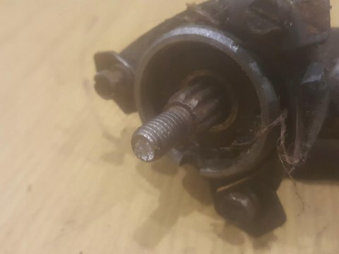 D33 30CC PRZEKŁADNIA GŁOWICA TNĄCA D33 30CC PRZEKŁADNIA GŁOWICA TNĄCA