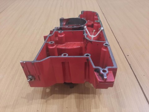 JONSERED 930 KARTER OBUDOWA SILNIKA KORPUS POŁÓWKA JONSERED 930 KARTER OBUDOWA SILNIKA KORPUS POŁÓWKA