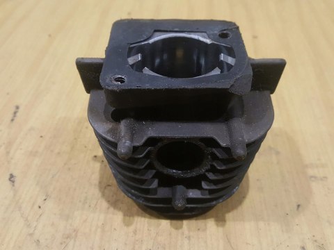 JONSERED BV 32 CYLINDER TŁOK ORYGINAŁ KOMPLET JONSERED BV 32 CYLINDER TŁOK ORYGINAŁ KOMPLET