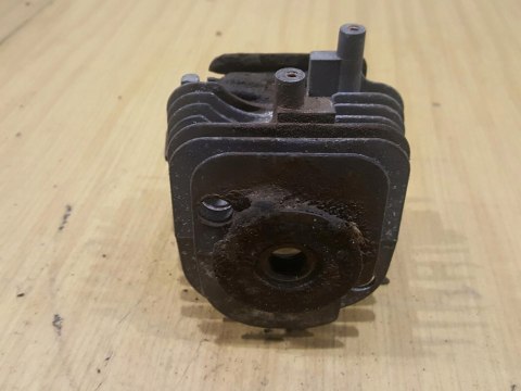 JONSERED BV 32 CYLINDER TŁOK ORYGINAŁ KOMPLET JONSERED BV 32 CYLINDER TŁOK ORYGINAŁ KOMPLET