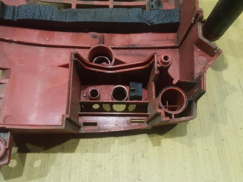 JONSERED BV 32 OSŁONA OBUDOWA POKRYWA KORPUS JONSERED BV 32 OSŁONA OBUDOWA POKRYWA KORPUS