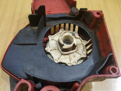 JONSERED CS 2137 SZARPAK STARTER OBUDOWA POKRYWA JONSERED CS 2137 SZARPAK STARTER OBUDOWA POKRYWA