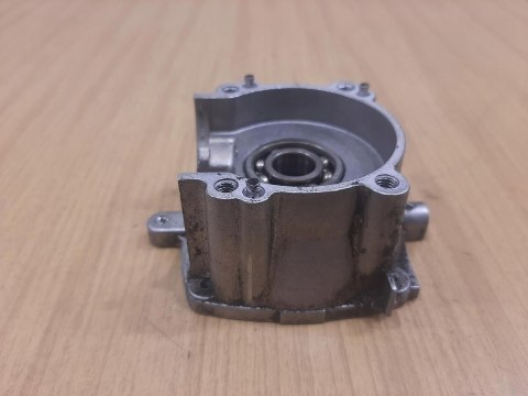 OLEO-MAC HT27L KARTER OBUDOWA SILNIKA KORPUS OLEO-MAC HT27L KARTER OBUDOWA SILNIKA KORPUS