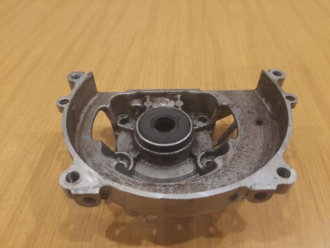 OLEO-MAC HT27L KARTER OBUDOWA SILNIKA KORPUS OLEO-MAC HT27L KARTER OBUDOWA SILNIKA KORPUS